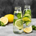 Acqua calda con limone: un inizio dolce senza schizzi